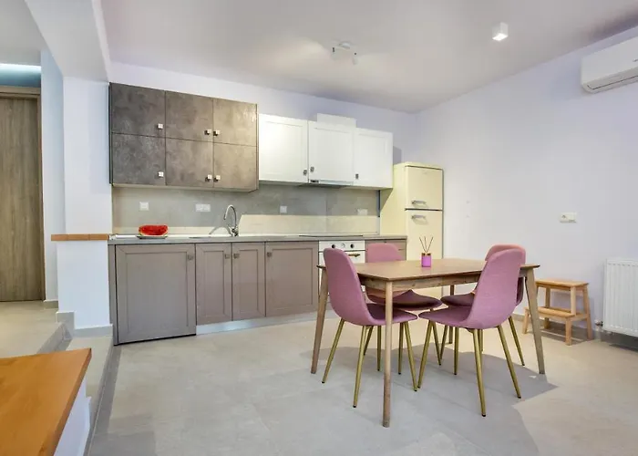 Oikos Daretsou * Theologos (Thasos)